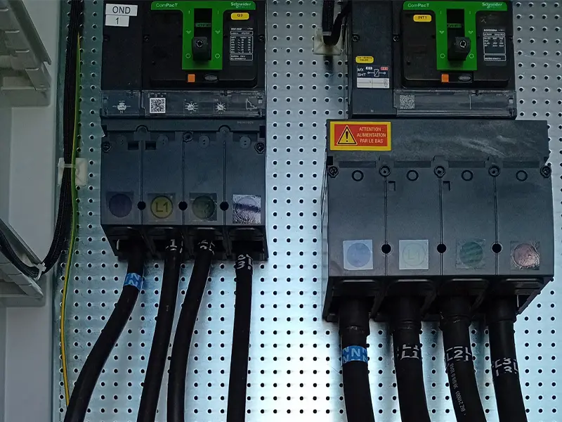 coffret éléctrique d'une installation photovoltaique
